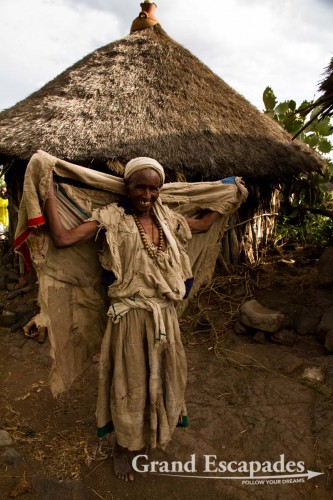 Old Woman near Bilbilla Chirkos, Around Lalibela, Ethiopia, Africa