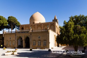 Holy Savior Cathedral, or Vank Cathedral or The Church of the Saintly Sisters, in the Armenian District Jolfa of Esfahan, Esfahan, Iran