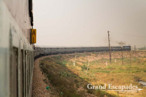 Train from Agra to Jaipur, Rajasthan, India