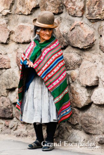 Old woman begging in Sucre, Bolivia, South America