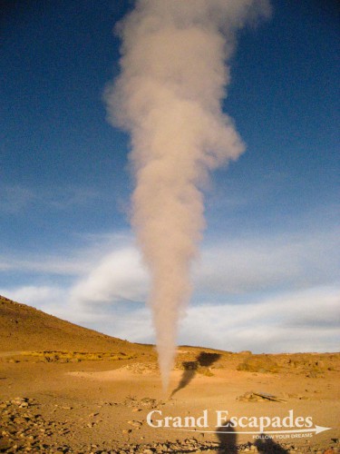 Geysers at almost 5.000 meters, Southwest Bolivia, South America
