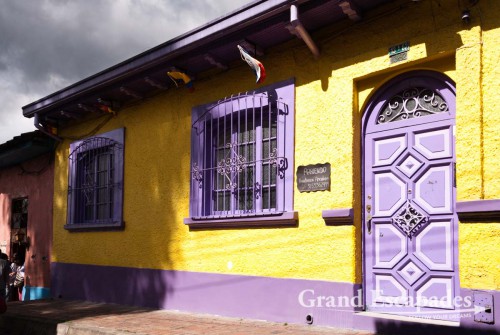 Like most backpackers, we stayed in La Candelaria, the partially preserved colonial centre. Doing so over a weekend, you either need to be a party animal or bring good ear plugs! Our search for a comfortable place took on epic dimensions