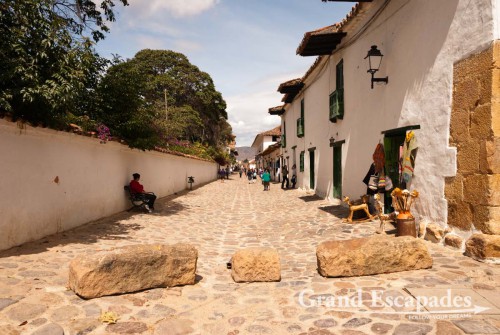 Apart from the giant plaza, Villa de Leyva?s architecture differs from those of other colonial towns. All houses here are painted in elegant white, not the colorful melange of Salvador or Olinda in Brazil, Trinidad in Cuba or Cuidad Bolivar in Venezuela. But above all, it is extensive, not a tiny wee historic center with run-down barrios a few blocks away