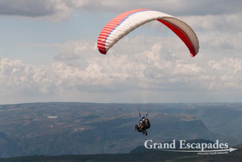 There is more challenging rafting down Rio Suarez, but Gilles wanted more, he reached for the sky. Tied to an instructor he took to the air over the ?Zona Tabaca? for about 20 minutes. This is the first time Heidi felt that she really missed out on something, because of her own mental limitations