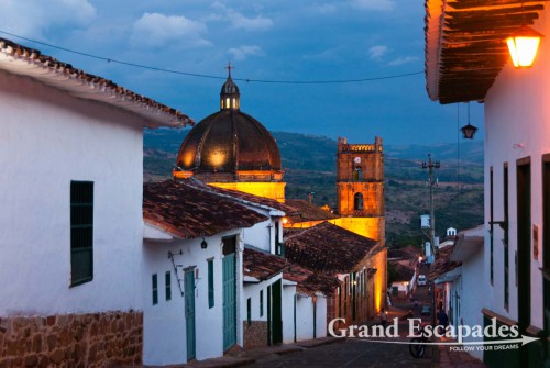 This is the perfect place to relax and & chill out: quiet, very few travellers, at least during the week when Colombian visitors are not around and no party hostels. The whole purpose of coming here is to stroll through the cobbled streets, marvel at the unique colonial architecture and drop in a few churches