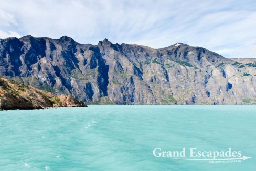 Lago Argentina with its milky, green water, Parque Nacional De Los Glaciares, El Calafate, Argentina