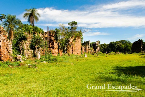 What is most fascinating about Santa Ana is the location in the middle of the rainforest. This makes it an almost mystical place. There is no sound to be heard, except that of birds and noisy crickets - Misiones Santa Ana, Misiones, Argentina