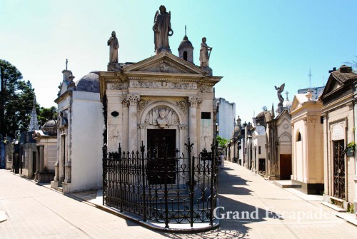 Cementerio de la Recoleta, where the rich and famous of Argentina have their final resting place: presidents, governors, war heroes, writers and of course "Evita" Peron, although not her husband, Buenos Aires, Argentina