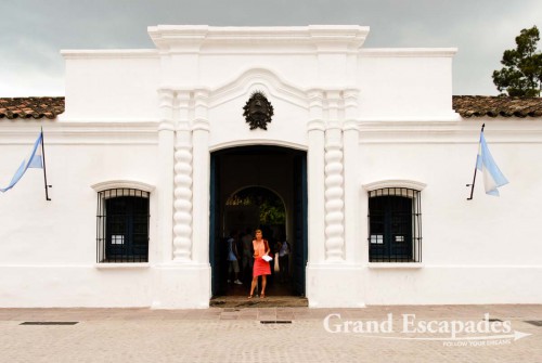 Tucuman - This busy, bustling town in the northwest of Argentina is where the declaration of Argentina's independence from Spain was signed back on July 9th, 1816. Naturally the "Casa de la independencia", a beautifully restored colonial building, is the must see in town
