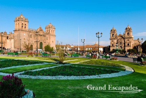 Plaza de Armas in Cuzco, with the Cathedral on the left and the Iglesia de la Compania de Jesus on the right, Cuzco, Peru