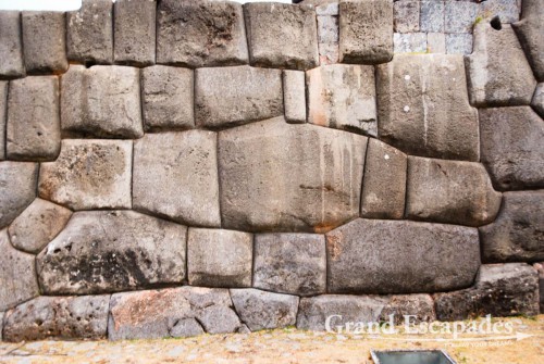 The Incas used to represent the holy animals in their construction, here the Condor ... Saqsaywaman, the Sacred Valley, Peru