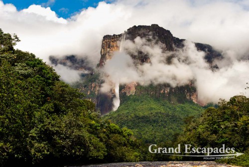Angel Falls or Salto Angel, the highest waterfall in the world, Canaima National Park, Venezuela, South America