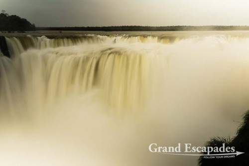 "Garganta del Diabolo" or "Devil's Throat", Iguazu Falls, Argentina