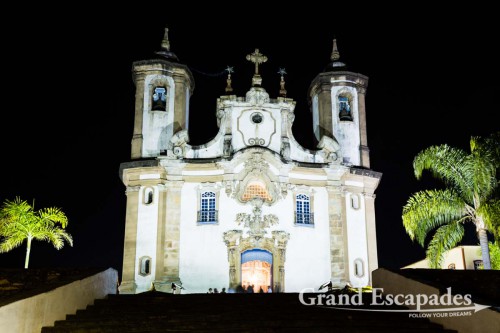 Igreja da Nossa Senhora do Carmo at night, Ouro Preto, Minas Gerais, Brazil