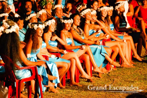 Tapati Rapa Nui, Estival de Cantos y Danzas Tradicionales (Traditional Singings and Dances Festival), Rapa Nui or Easter Island, Pacific