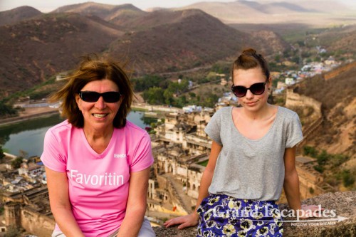 Heidi & Kelly with view of Bundi from Taragarh Fort, Bundi, Rajasthan, India
