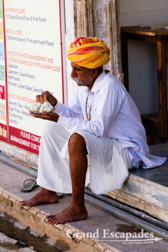 Pilgrim at a temple in Pushkar, Rajsthan, India